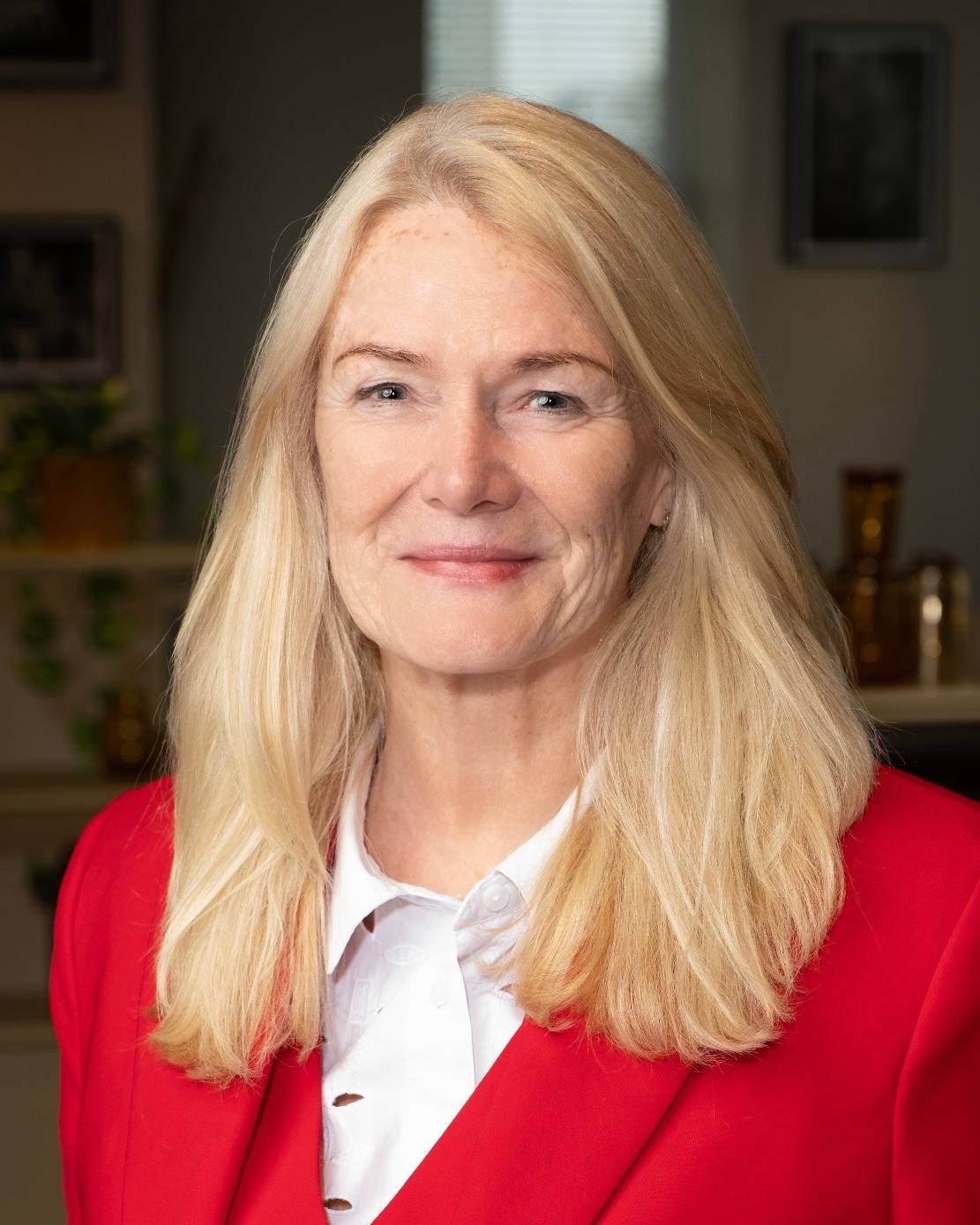 Trish Dalby - Headshot
