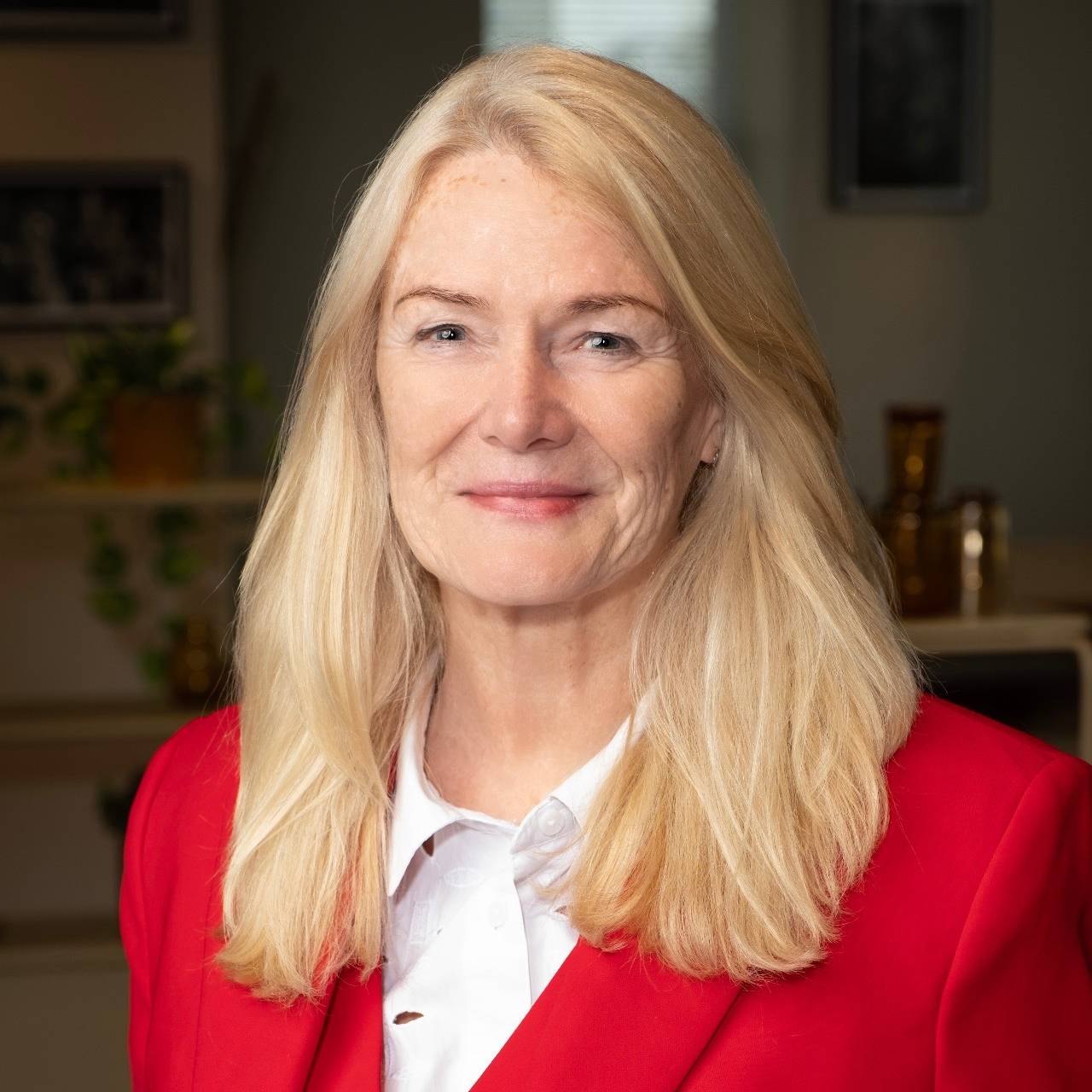 Trish Dalby - Headshot